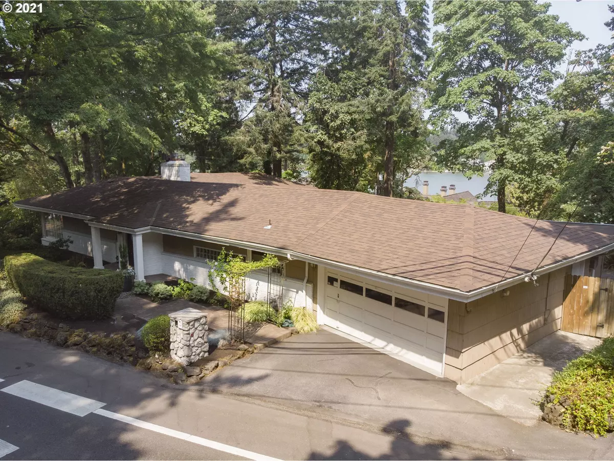 Lake Oswego, OR 97034,3001 SOUTHSHORE BLVD