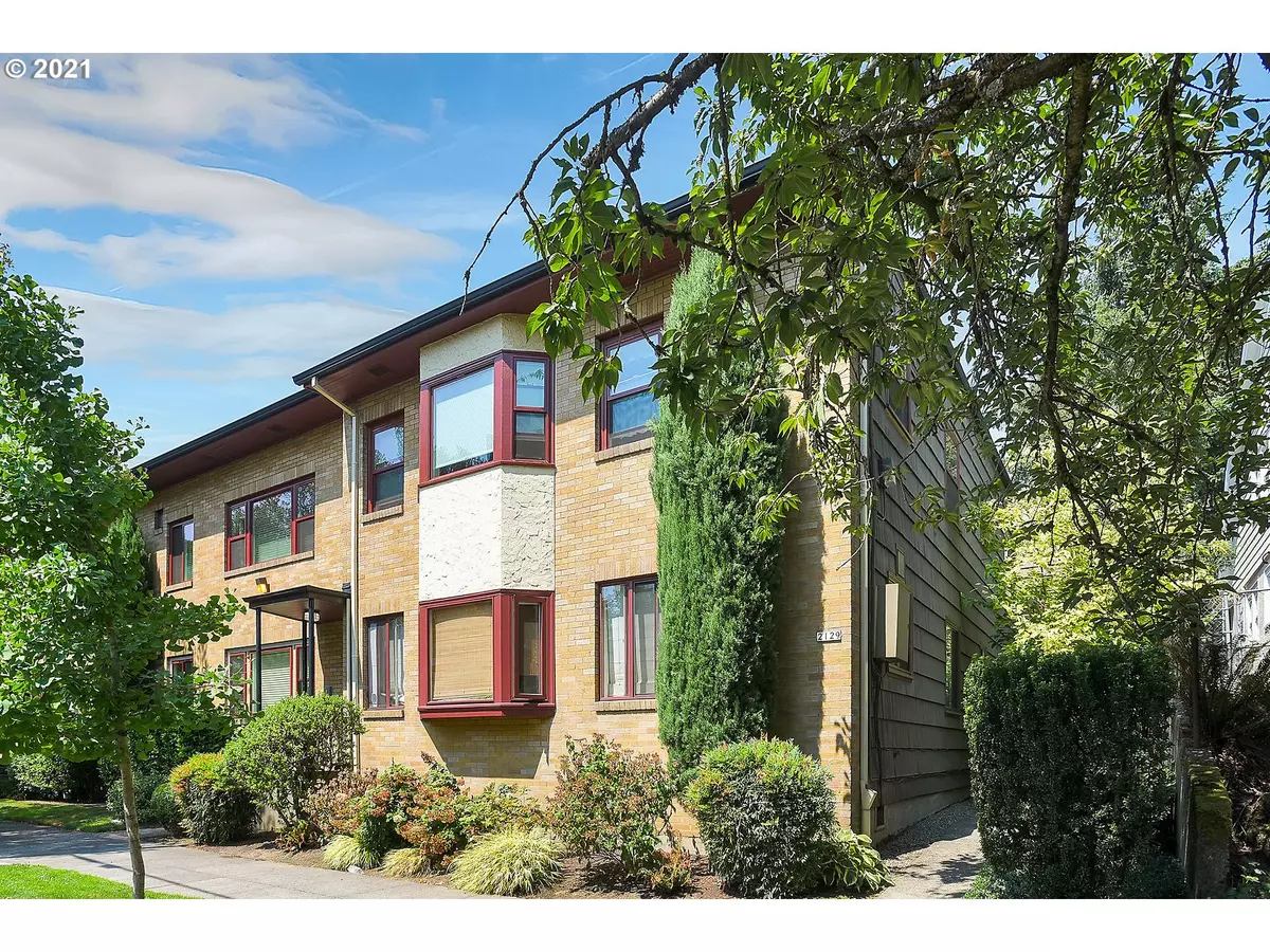 Portland, OR 97232,2129 NE CLACKAMAS ST #2