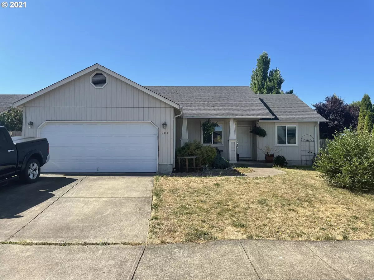 Creswell, OR 97426,203 ROBIN CT