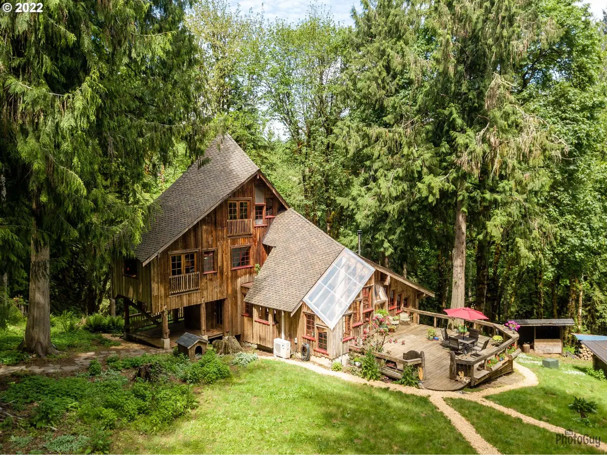 Fall Creek, OR 97438,42159 BIG FALL CREEK RD