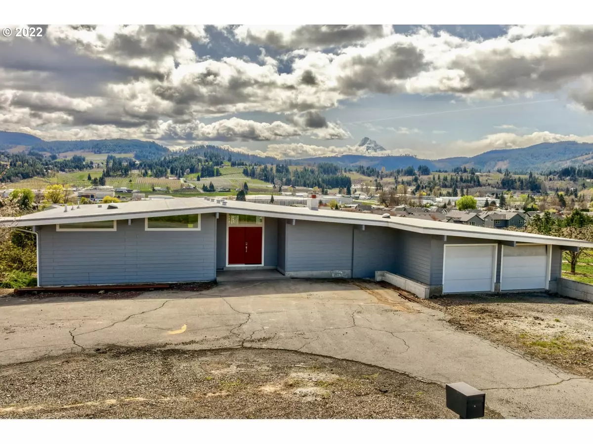 Hood River, OR 97031,3525 EHRCK HILL DR