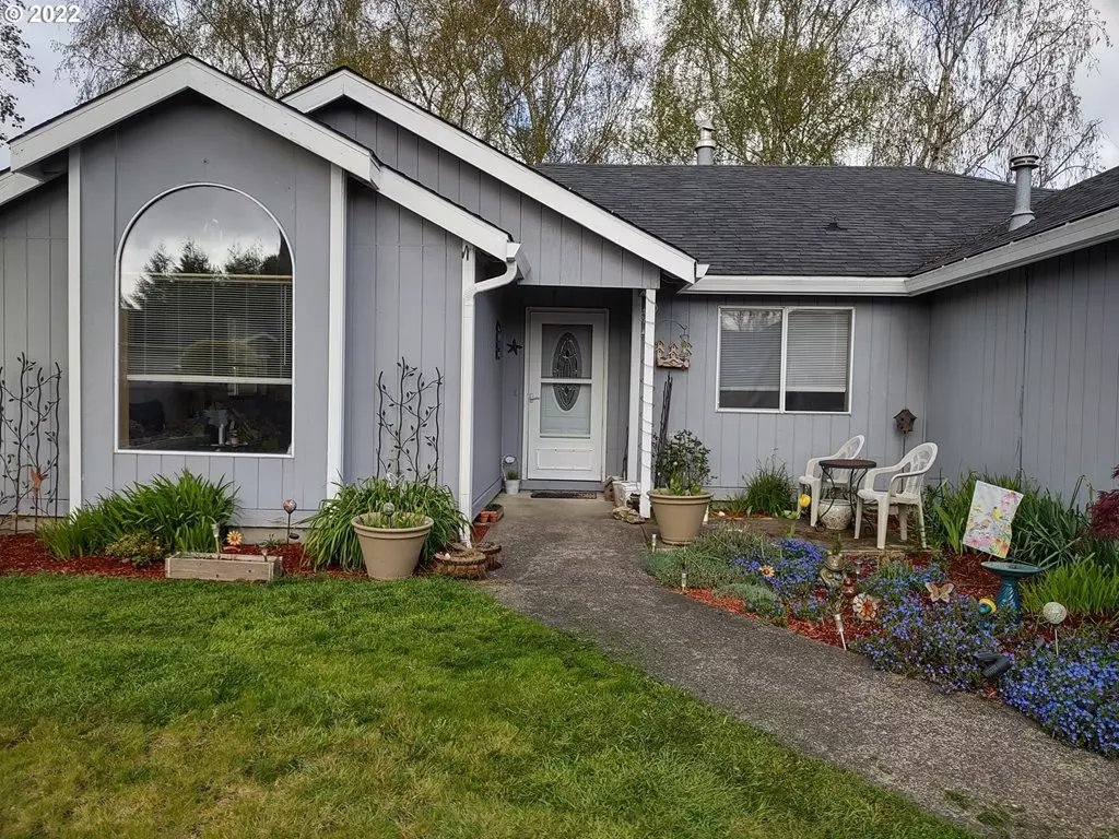 Warrenton, OR 97146,90133 Lake Shore CT