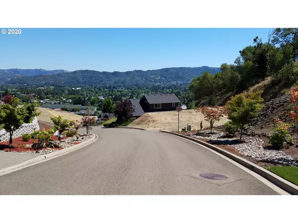 Roseburg, OR 97471,2590 NW TROOST ST #Lot21