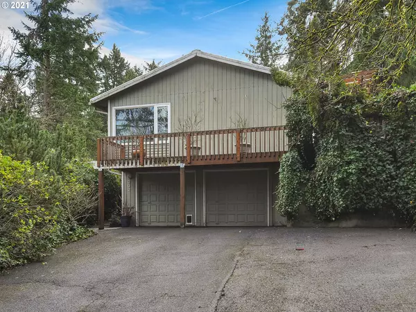 Lake Oswego, OR 97034,302 LAUREL ST