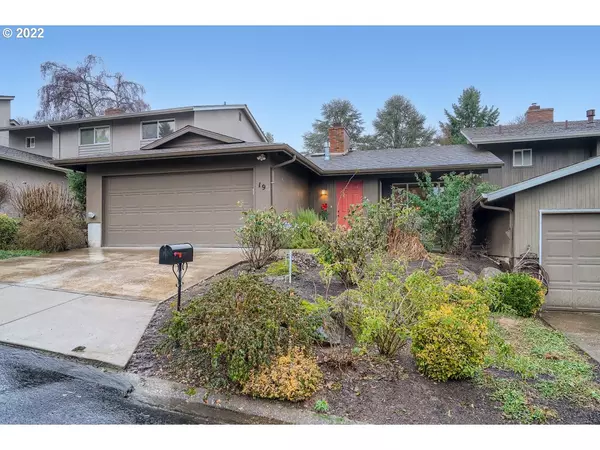 19 BRITTEN CT, Lake Oswego, OR 97035