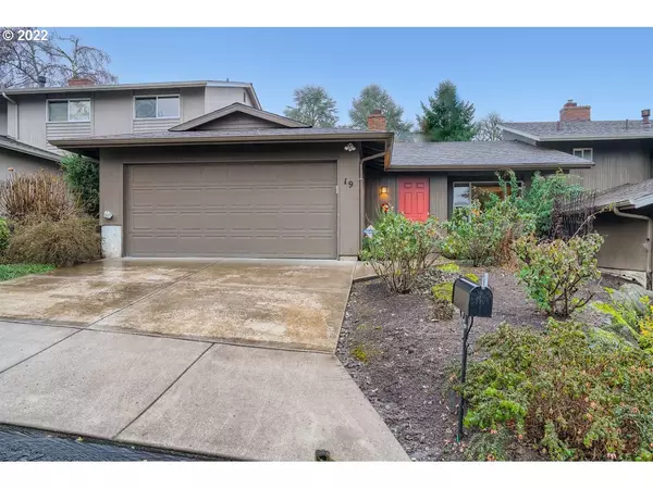 Lake Oswego, OR 97035,19 BRITTEN CT