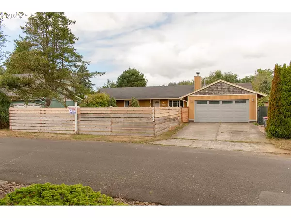 90153 Lake Shore CT, Warrenton, OR 97146