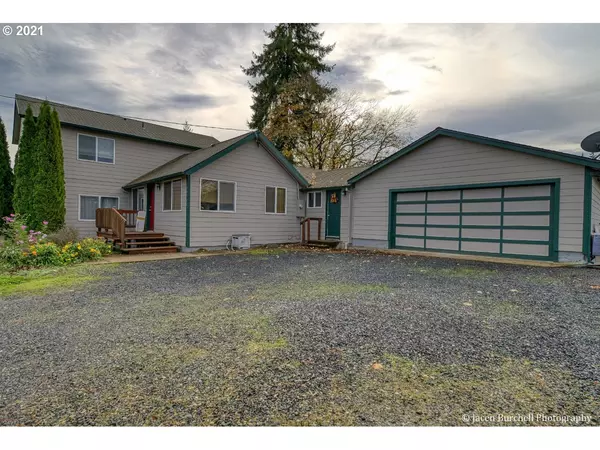 33766 CANAAN RD, Deer Island, OR 97054