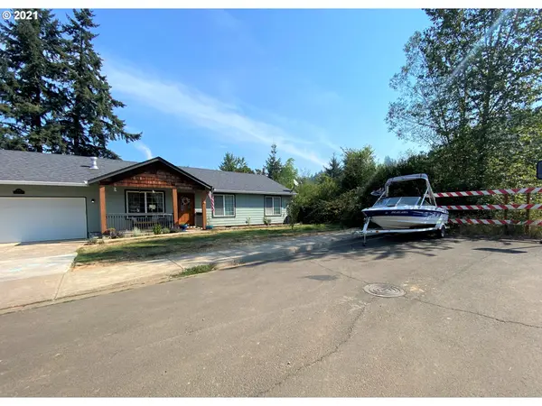 990 ARTHUR AVE, Cottage Grove, OR 97424