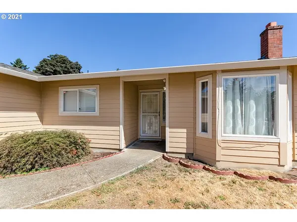 Portland, OR 97266,11209 SE CLINTON ST