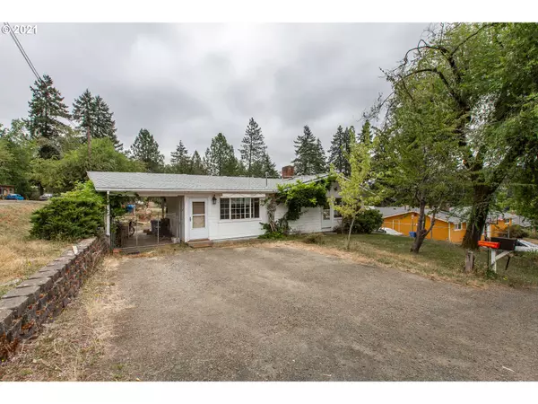 Sutherlin, OR 97479,630 MARDONNA WAY