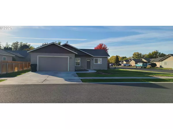 910 SW 14TH PL, Hermiston, OR 97838