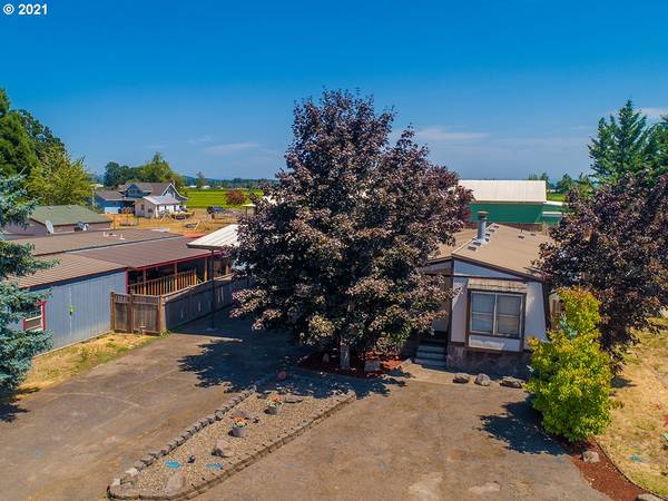 23530 MEADOW DR, Aurora, OR 97002