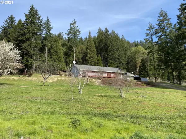 Days Creek, OR 97429,150 CEDAR ST