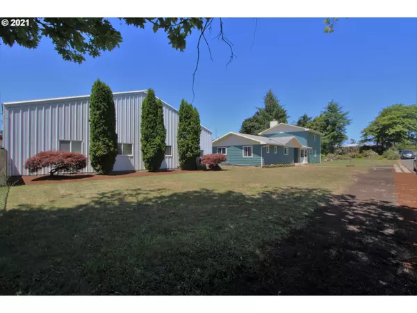 North Bend, OR 97459,3470 OAK ST