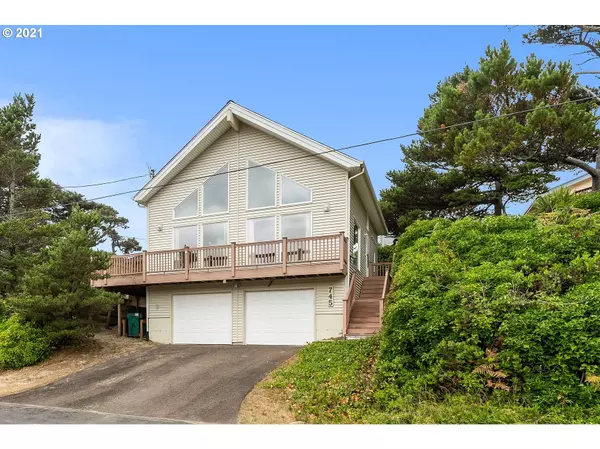 745 N MILLER ST, Rockaway Beach, OR 97136