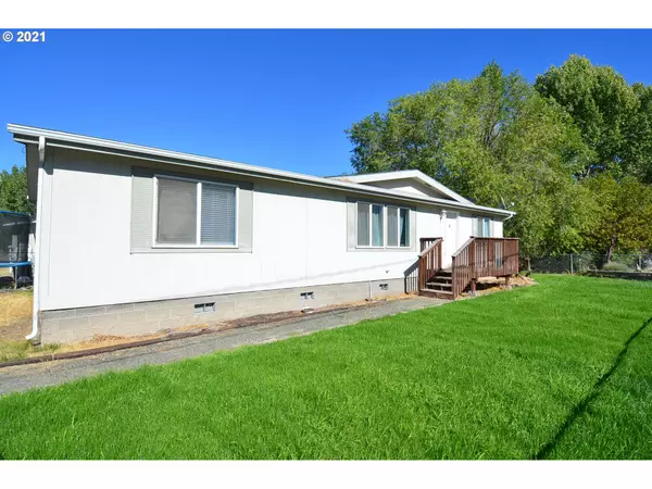 101 NE 7TH AVE, John Day, OR 97845