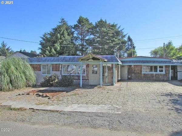 624 SE OAR AVE,  Lincoln City,  OR 97367