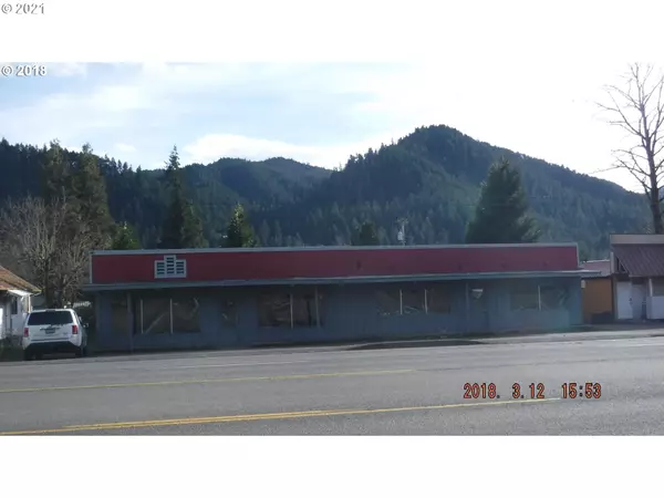 47646 HWY 58 ST, Oakridge, OR 97463