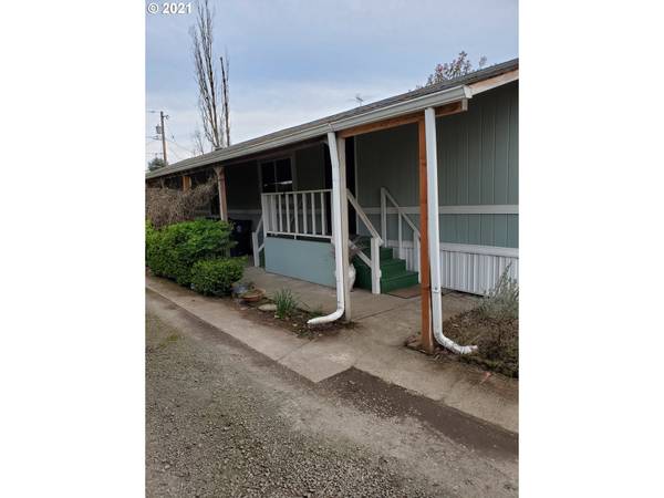 20824 WALNUT ST, Aurora, OR 97002