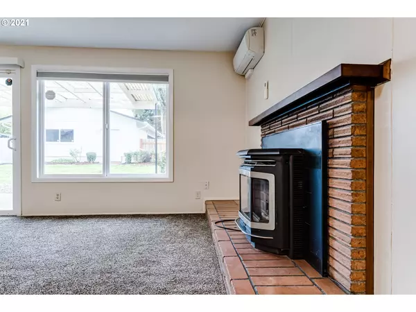 Eugene, OR 97405,1927 JACKSON ST