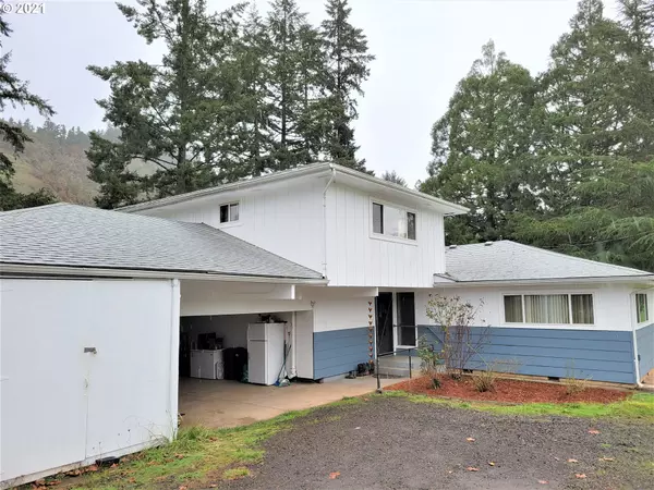 582 SOUTH ELK CREEK RD, Drain, OR 97435