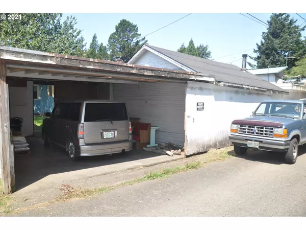 North Bend, OR 97459,1411 SHERMAN AVE