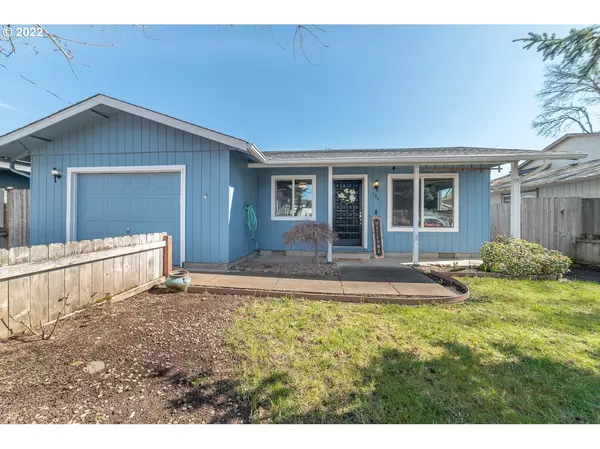 106 N 10TH ST, Creswell, OR 97426