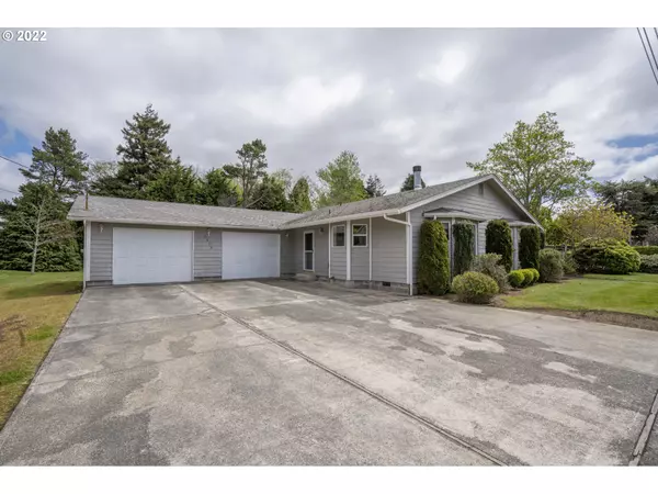 2695 CEDAR, North Bend, OR 97459