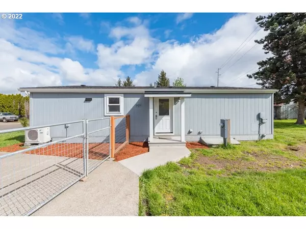 Molalla, OR 97038,809 MATHIAS CT