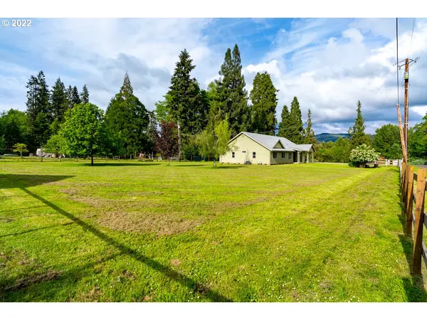 32837 W SAGINAW RD, Cottage Grove, OR 97424