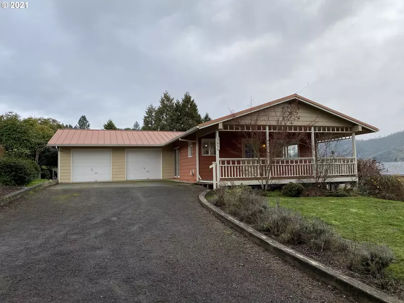 382 WOOD CREST DR, Myrtle Creek, OR 97457