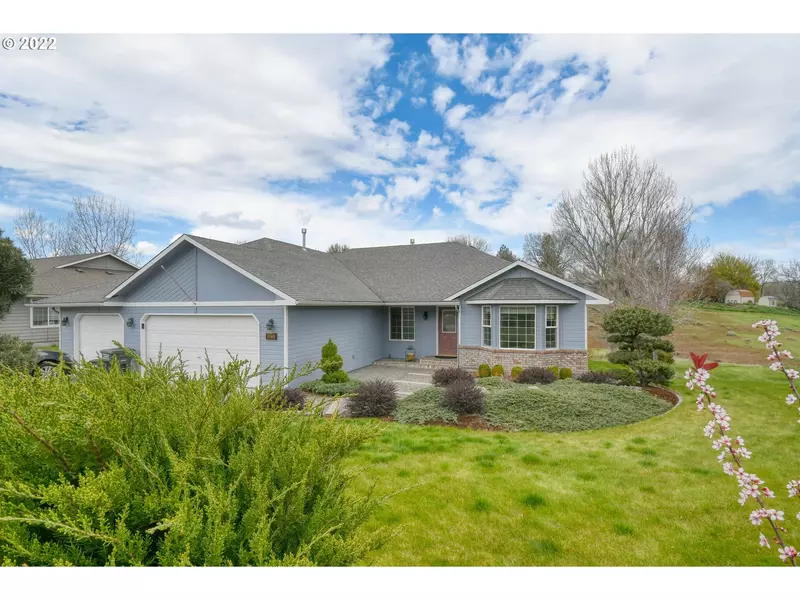 1193 SW THETA CT, Pendleton, OR 97801