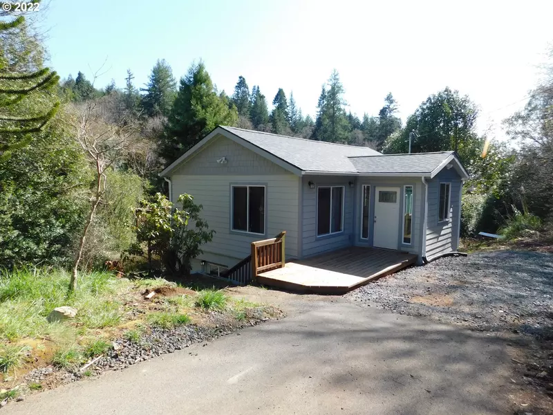 55593 GLEN AIKEN CRK RD, Coquille, OR 97423