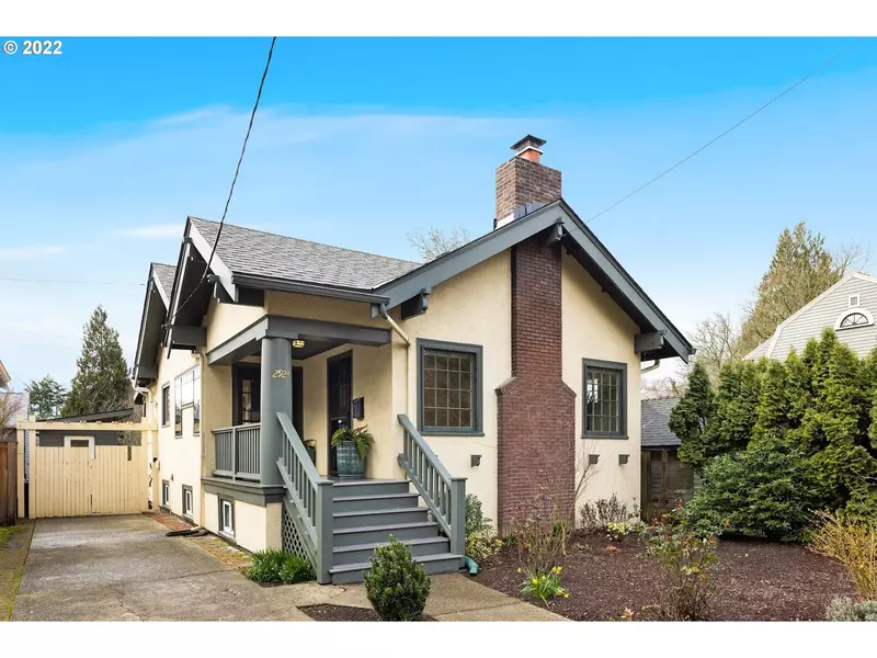 2924 NE FREMONT ST, Portland, OR 97212