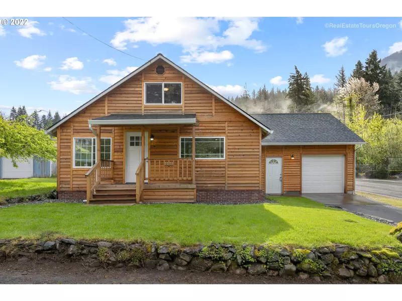 820 SW SADIE B AVE, Cascade Locks, OR 97014