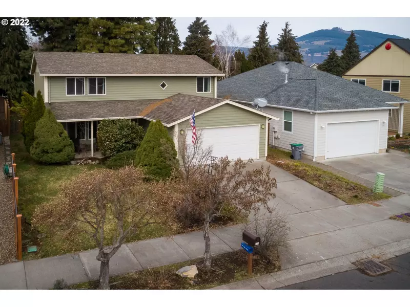 816 HENDERSON RD, Hood River, OR 97031