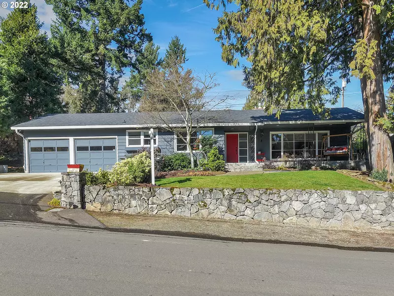 411 RIDGEWAY RD, Lake Oswego, OR 97034