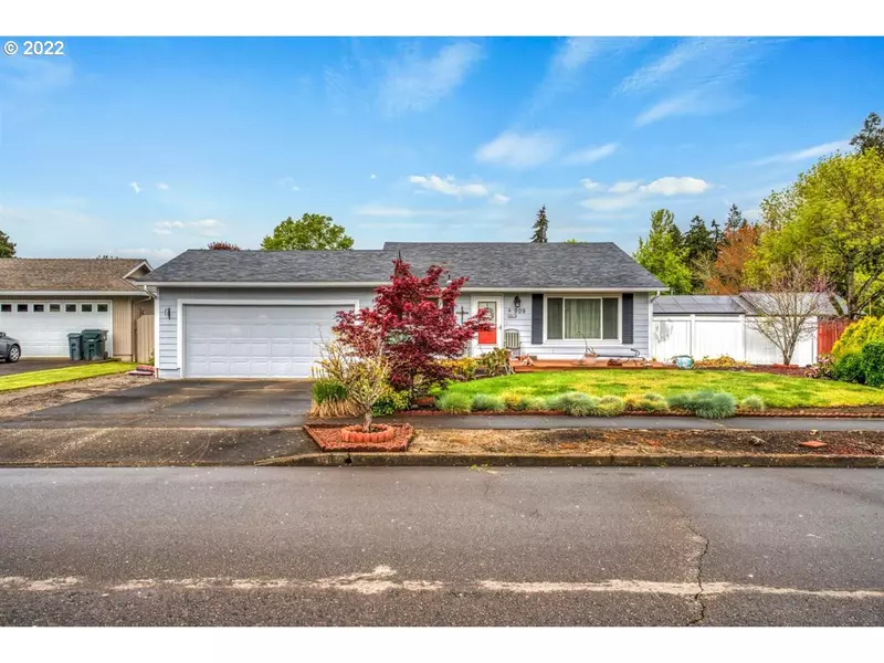 909 DELTA DR, Keizer, OR 97303