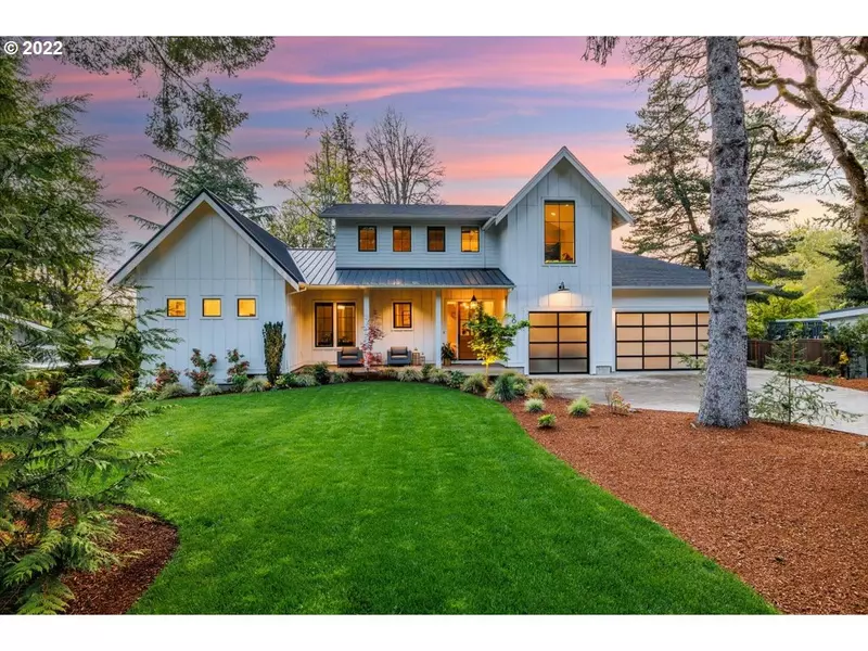 3015 WEMBLEY PARK RD, Lake Oswego, OR 97034