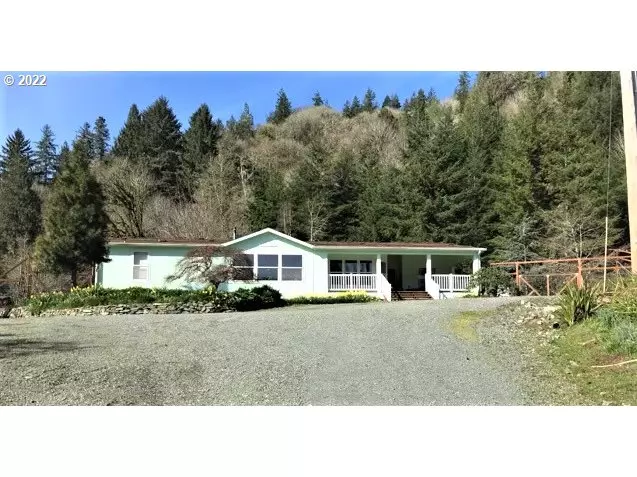 56246 BAKER RD, Coquille, OR 97423