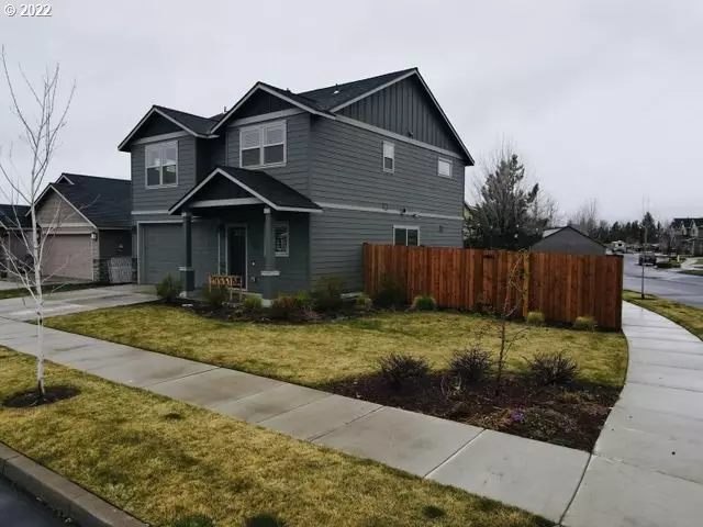 2915 NW CEDAR AVE, Redmond, OR 97756