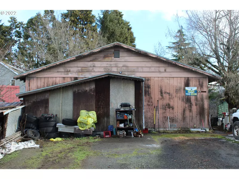 1112 16TH ST, Hood River, OR 97031