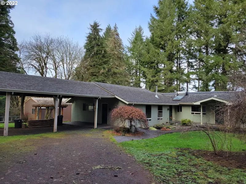 1857 HENDERER RD, Elkton, OR 97436