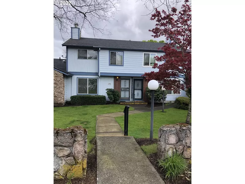 895 NE 90TH AVE, Portland, OR 97220