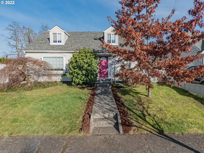 208 E 38TH ST, Vancouver, WA 98663