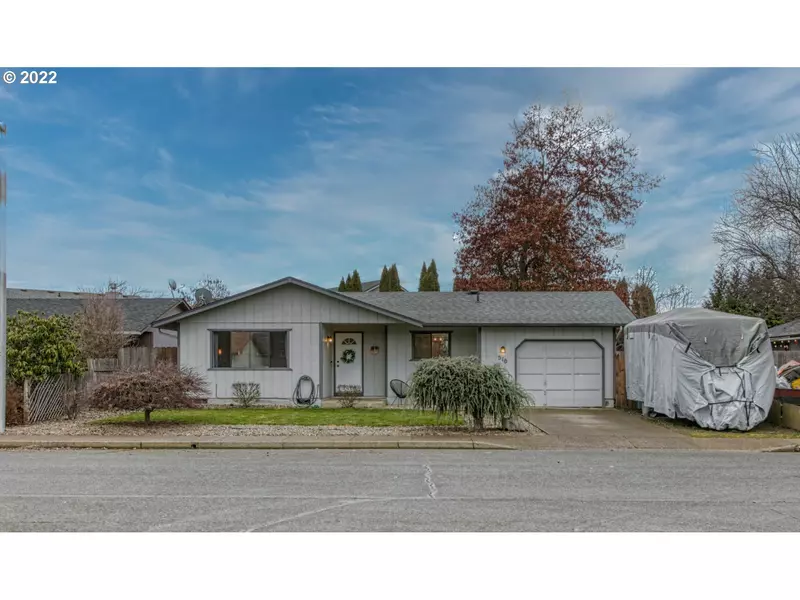 510 MEADOW LN, Creswell, OR 97426