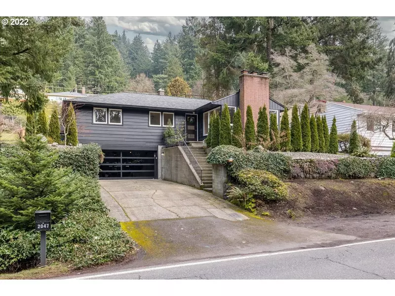 2047 SW SUNSET BLVD, Portland, OR 97239