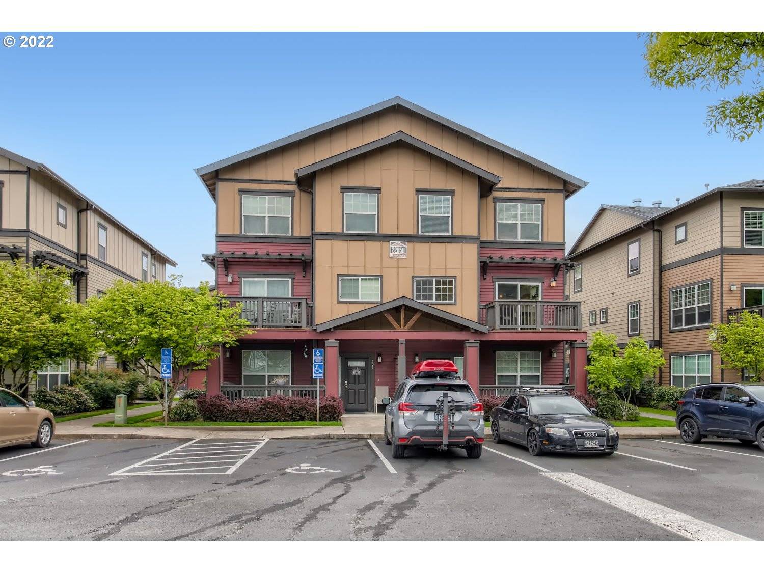 Sherwood, OR 97140,22850 SW FOREST CREEK DR #200