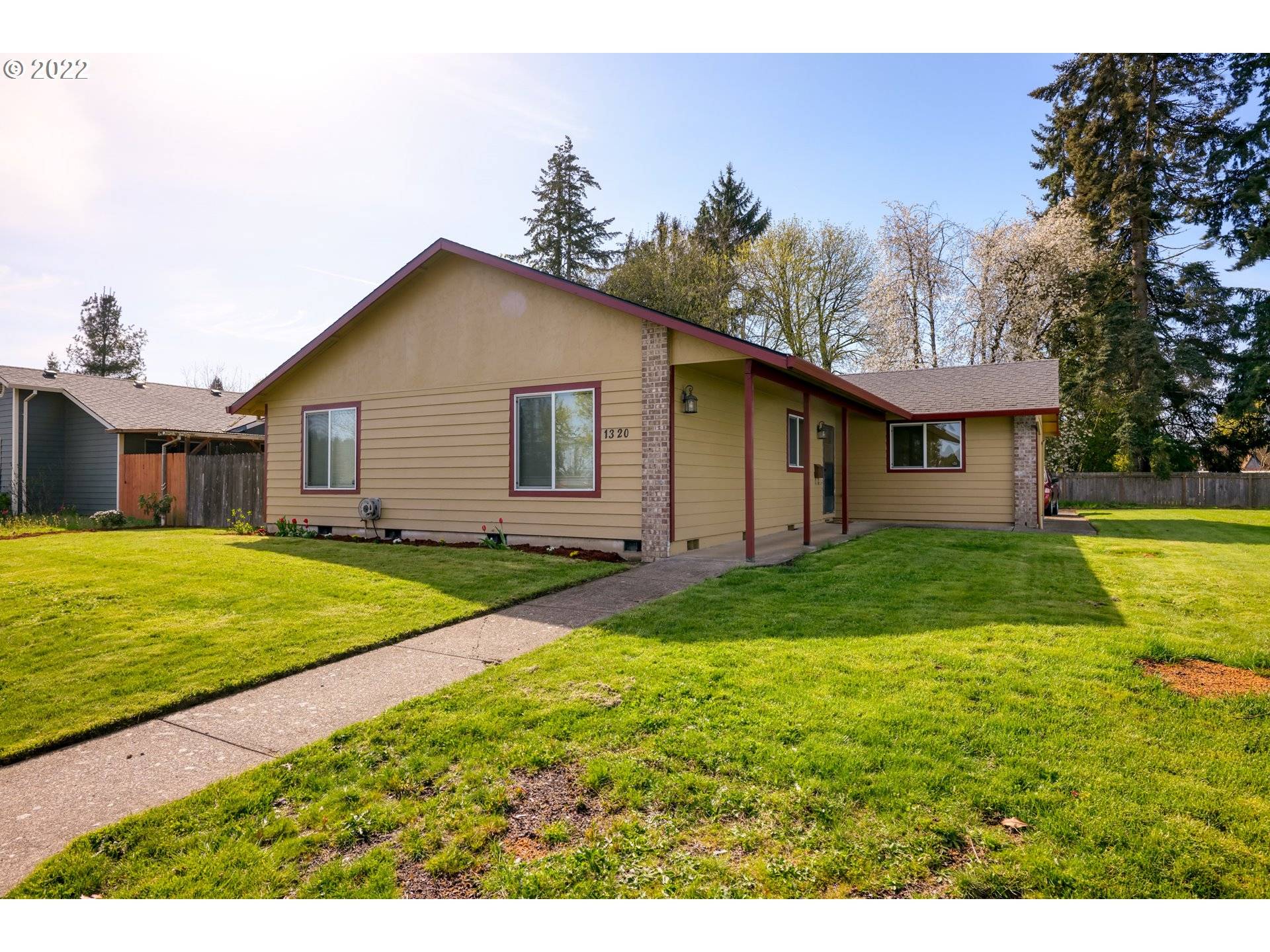 1320 NE 19TH ST, Mc Minnville, OR 97128